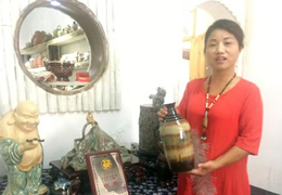 湘女巧手塑造陶瓷美 看她與泥巴“一戰(zhàn)到底”的故事