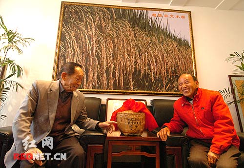 &ldquo;�@�������Ć᣿&rdquo;������˱���ġ��S�ջj����Ԭ�ϼ��@Ӡ�ָ��d��