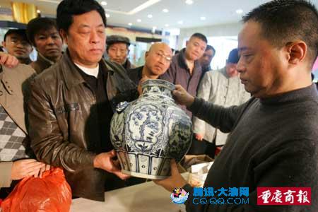 快訊:6千元從楊家將后代買下價(jià)值千萬(wàn)元青花