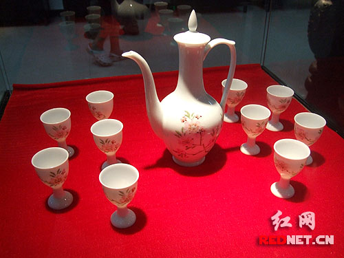 rֵ_(d)300fԪ“ë”ƾߣչ@ضF