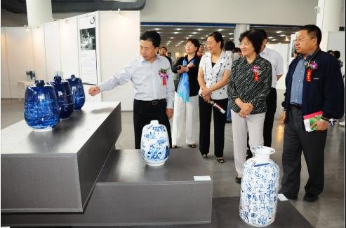 �ɱ�ˮī&mdash;�����L��չ�����մ�ˇ�g���[��