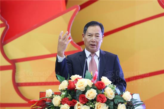 新明珠陶瓷集團(tuán)隆重召開(kāi)2016年新春工作會(huì)議