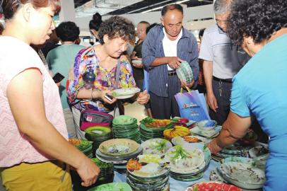 點擊查看大圖 匯聚陶瓷的世界走向世界的陶瓷