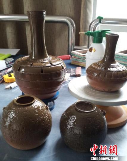 此項(xiàng)技術(shù)已獲得國家發(fā)明專利稱號(hào)的授權(quán) 王福田 攝 此項(xiàng)技術(shù)已獲得國家發(fā)明專利稱號(hào)的授權(quán) 王福田 攝