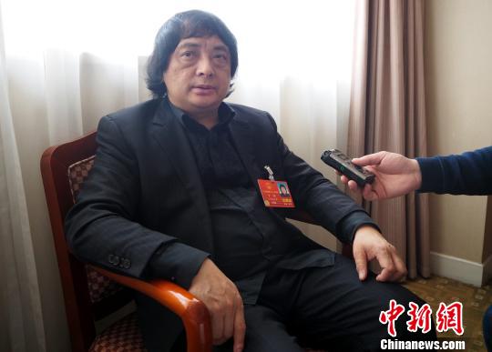 全國人大代表寧鋼建議實施陶瓷文化傳播工程